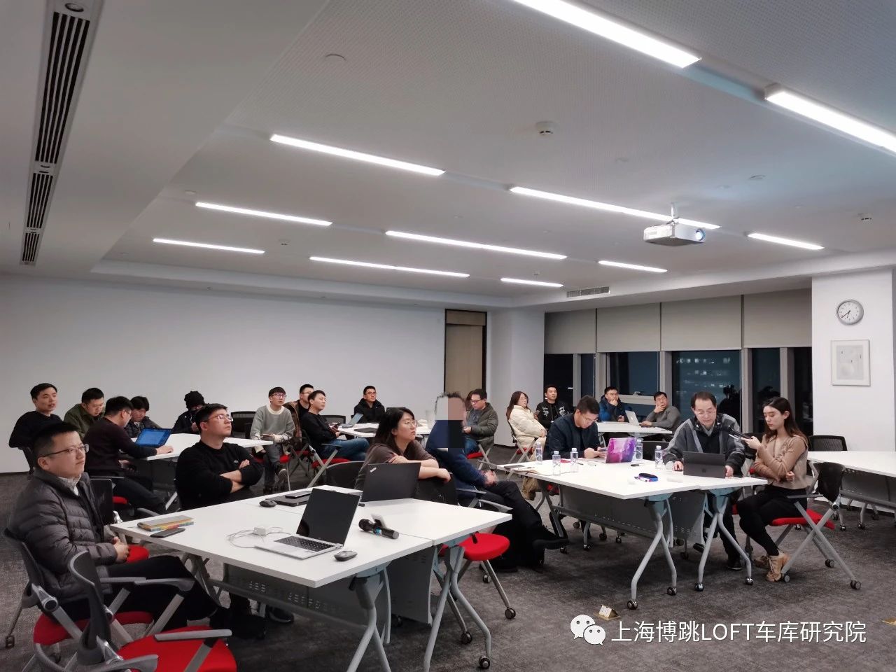 哈密杭州LOFT车库专题会